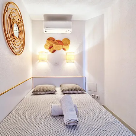 La Palme D'azur - カンヌ