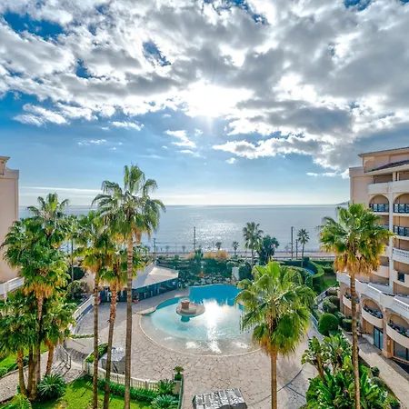 La Palme D'azur - * Cannes