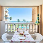 La Palme D'azur - *